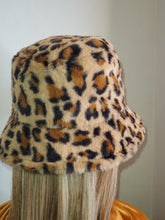 Load image into Gallery viewer, Leopard Print Fuzzy Bucket Hat