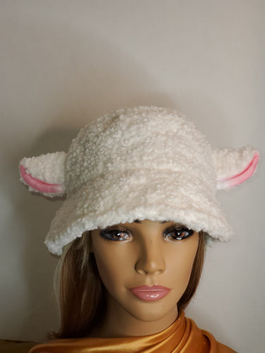 Plush white bucket hat with ear decor